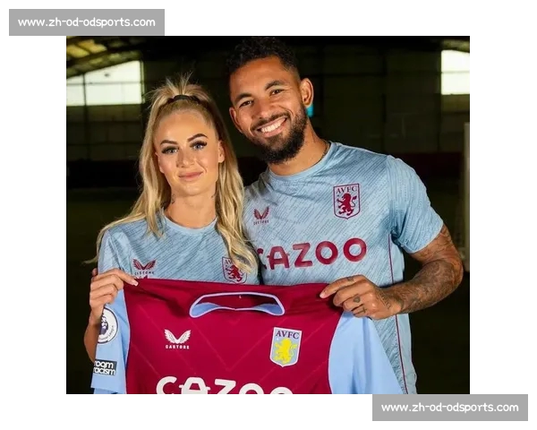 尤文女足艾丽莎 - 莱曼晒比基尼照:阳光沙滩尽显冠军风采