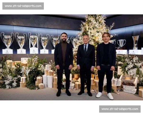 弗洛伦蒂诺亲赴皇马训练基地 与主帅阿隆索共商世俱杯大计