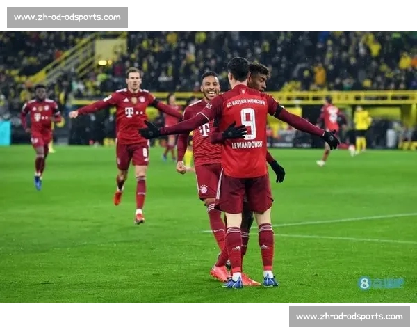 拜仁多特竞逐巴萨天才中场达维奇，红蓝军坚持回购条款