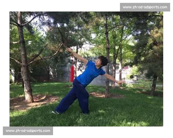 钟老师武术课堂：大树从体弱少年到功夫达人的蜕变