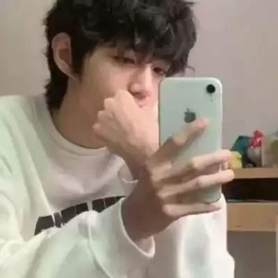秦明凝